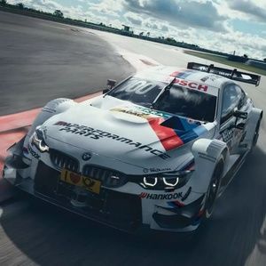 Meet your Posher, Travis